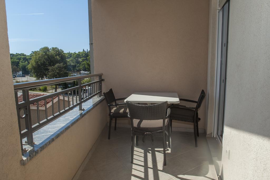 Apartments M&M Makarska Exteriör bild